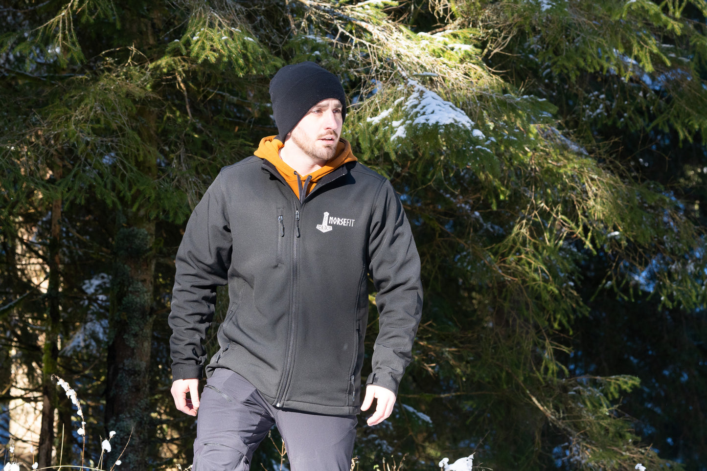 FJELL Men's Softshell Jacket  – Outdoor Performance